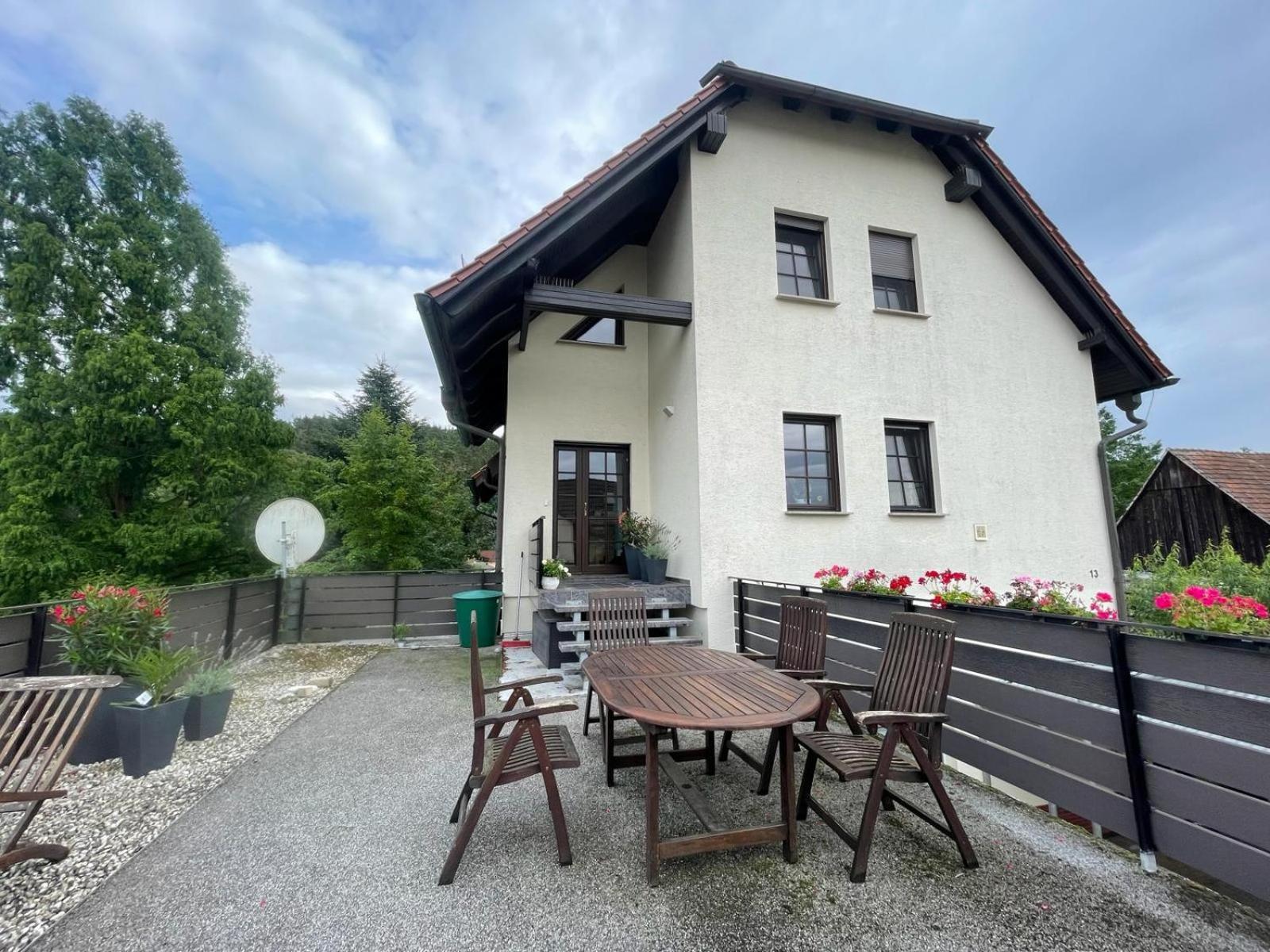 Appartamento 2-Raum App Mit Terrasse Jena Zoellnitz Esterno foto